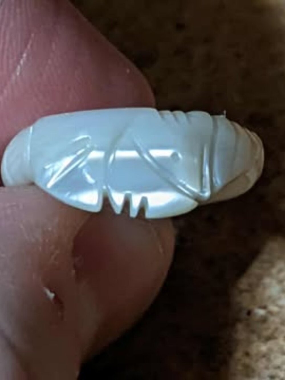 FASHION JEWELRY MOTHER OF PEARL FISH RING SIZE 6